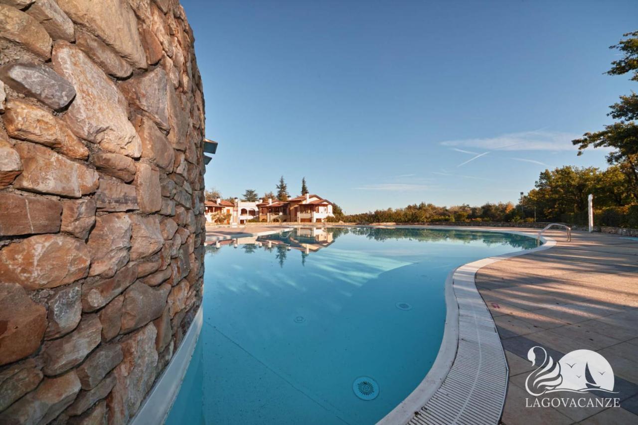 Appartamento Lago Blu مانربا ديل جاردا المظهر الخارجي الصورة